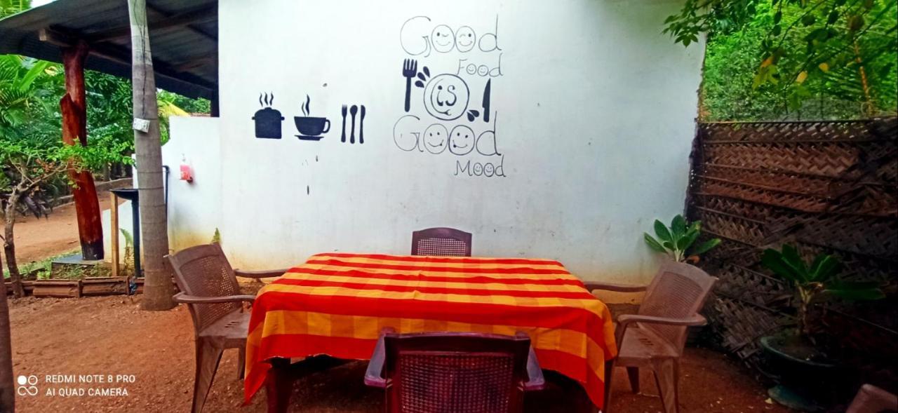 Sigiri Picaso Home Stay Sigiriya Exterior photo