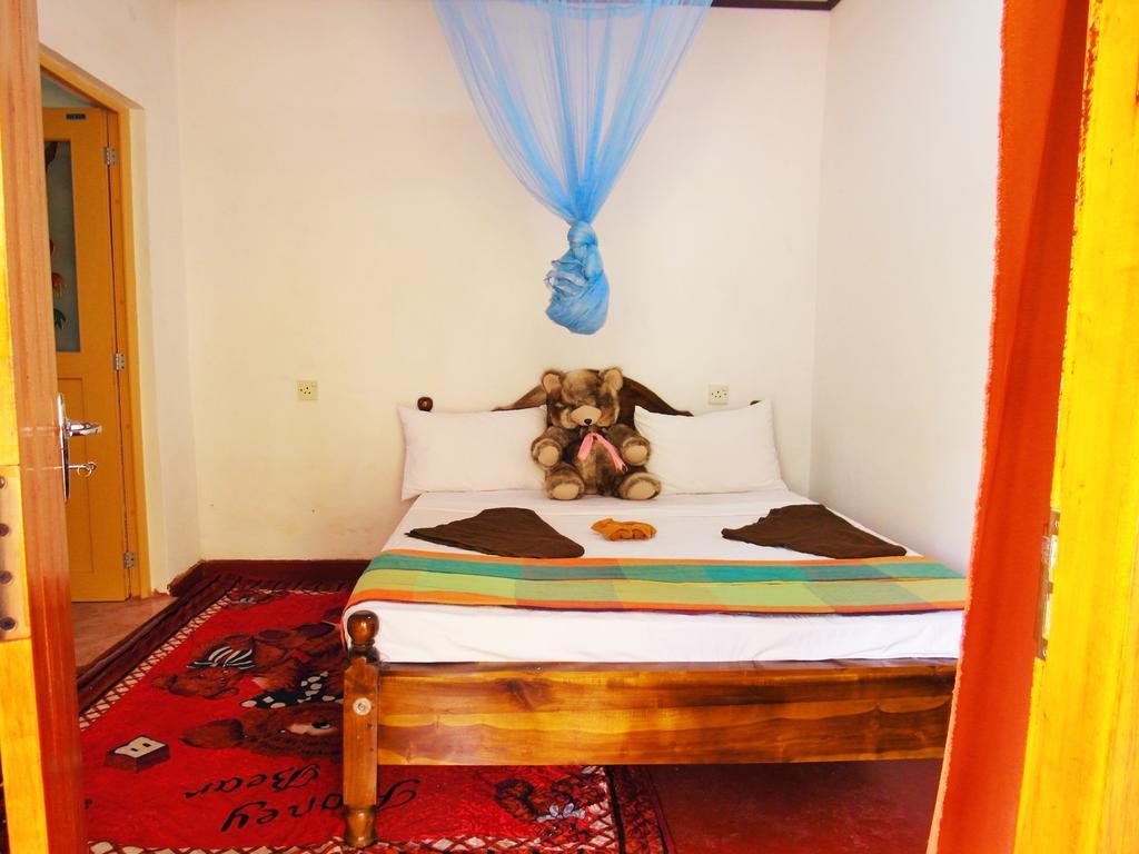 Sigiri Picaso Home Stay Sigiriya Exterior photo