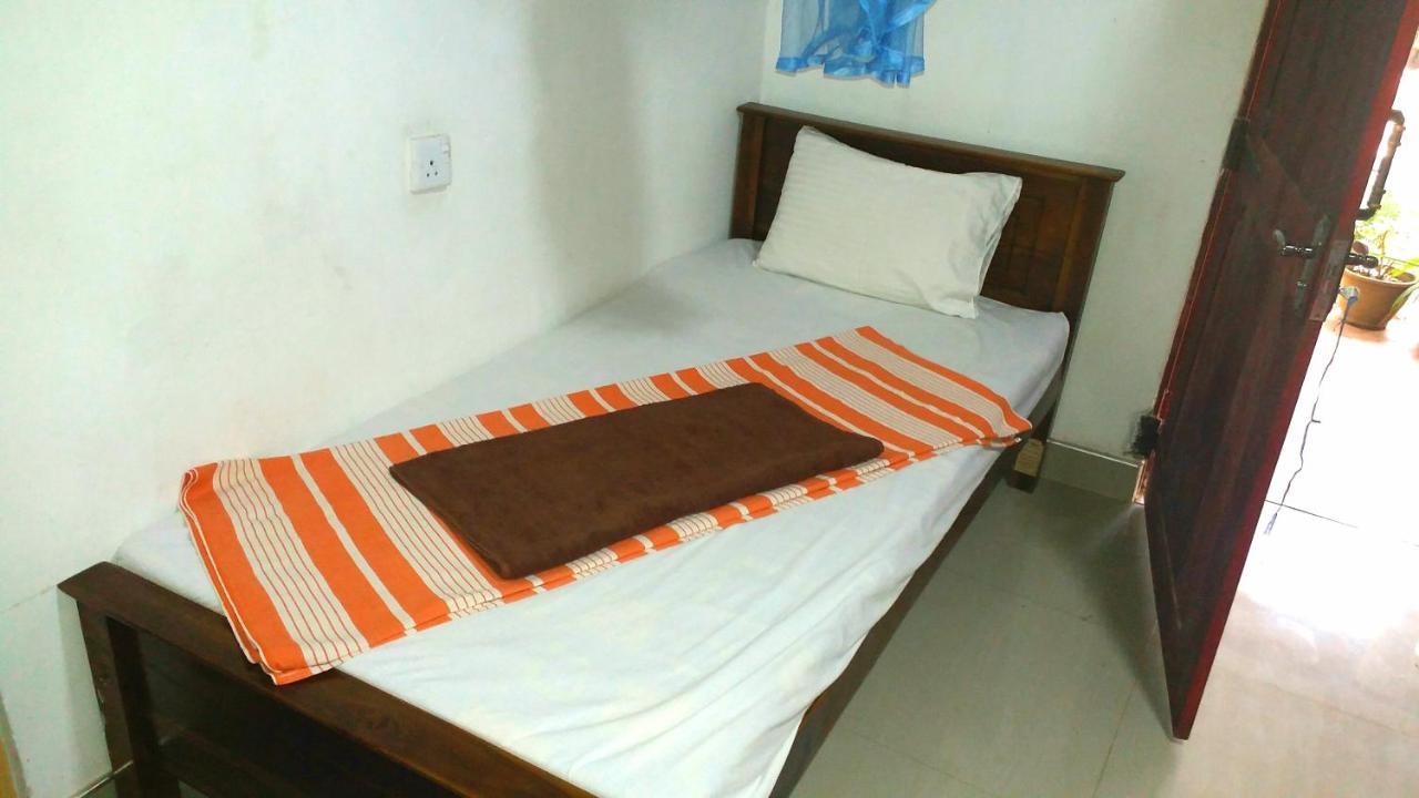 Sigiri Picaso Home Stay Sigiriya Exterior photo